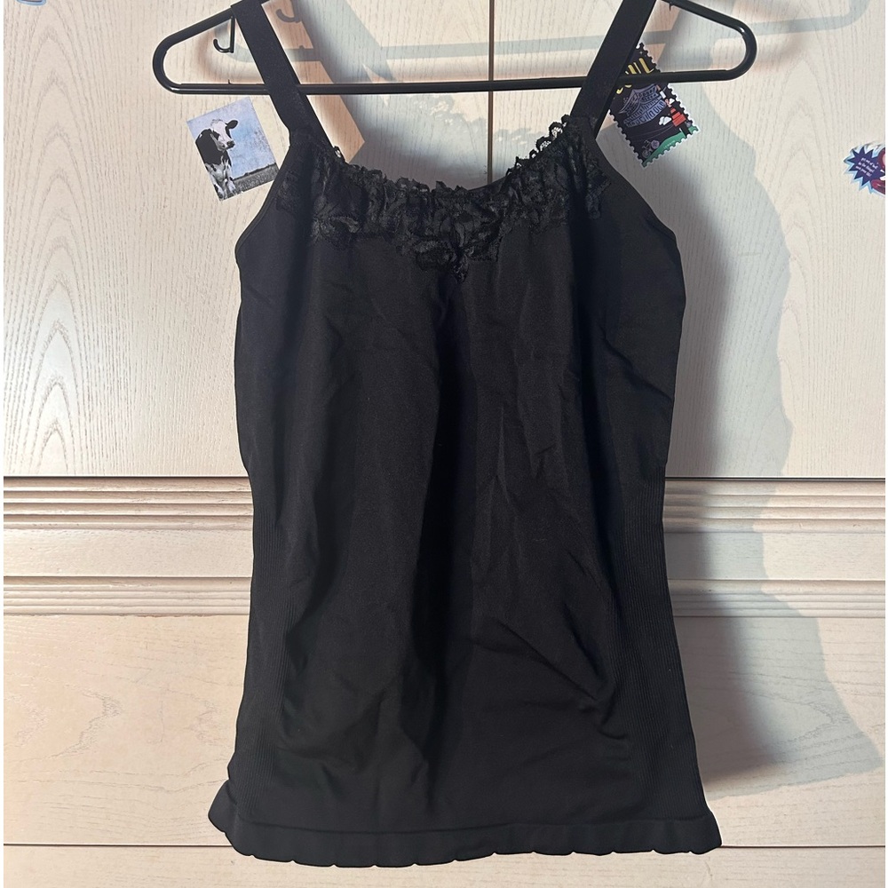 IA • Black lace tank top